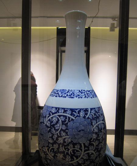 “景德镇陶瓷大师杰作展”展览现场