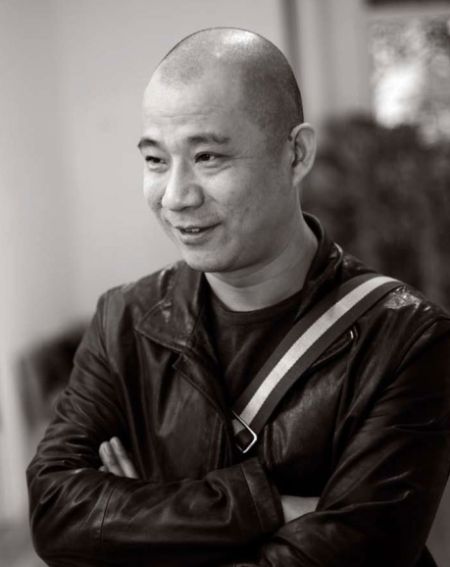 方力钧：当代艺术创作的多重叙事