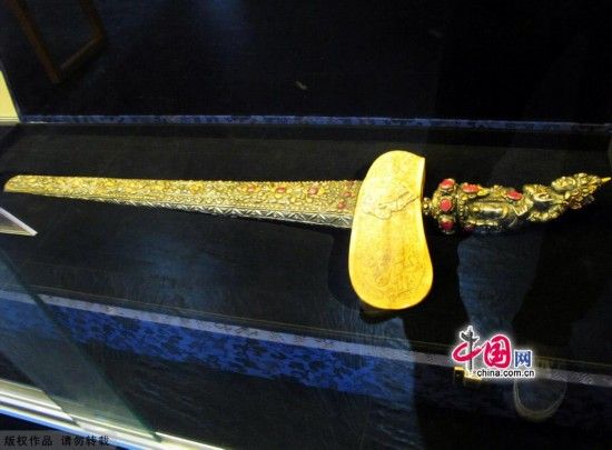 十八世纪冷兵器藏品展。（中国网图片库 晓波摄影）