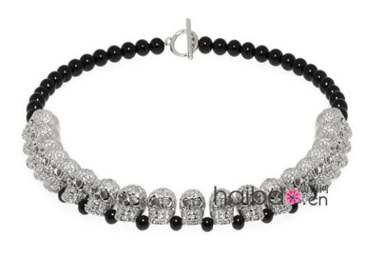 nOir Jewelry加勒比海盗系列骷髅头手链。