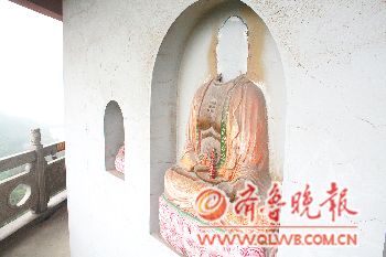 青檀寺药师塔佛像期盼修缮(图)