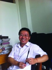 书法哥李董男毛笔蘸水授课