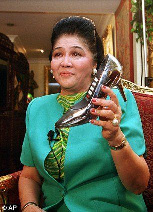 菲前总统遗孀名贵鞋藏品被损毁