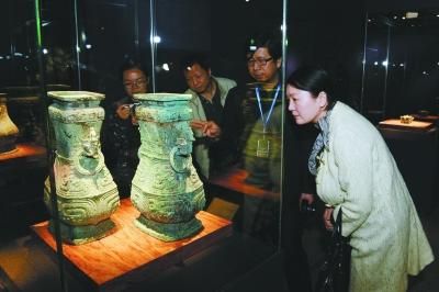 国家一级文物战国青铜宜安戈首次展出