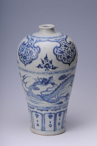 菏泽古沉船出土元代青花瓷