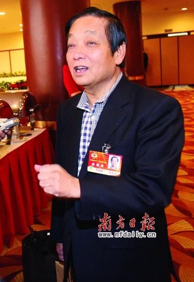 福娃之父韩美林称市面上自己的画作都是赝品