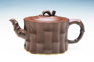 高湘君：竹器品格调 紫砂寓真情