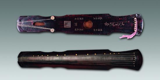 1200年古琴1.15亿成交(图)
