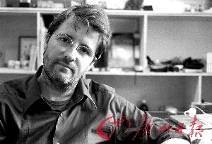 奥拉维尔? 埃利亚松