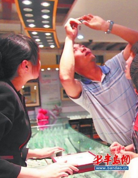 翡翠价格10年涨10倍