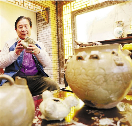中国越窑青瓷收藏第一人：捐故宫一陶罐估价1800万
