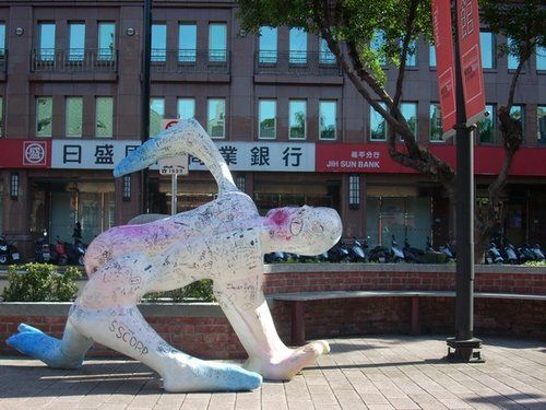 中国应培养当代艺术欣赏和收藏群体