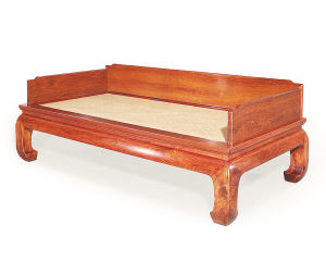 明式海南黄花梨素身三屏风罗汉床