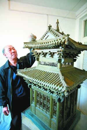 民间艺人巧手微缩颐和园六古建
