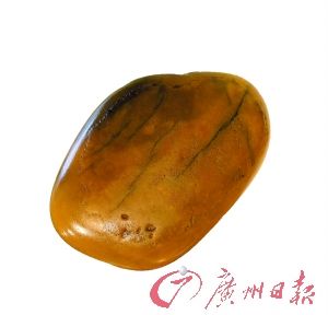 黄龙玉籽料，价值5万元