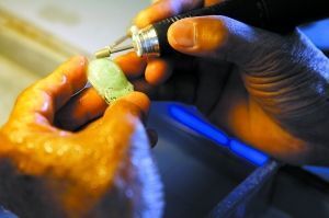 玉雕大师三水工自成一家