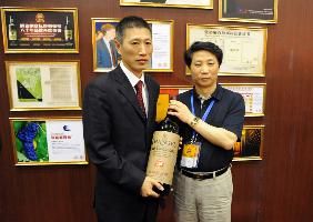 中国酒业协会收藏第3亿瓶张裕解百纳
