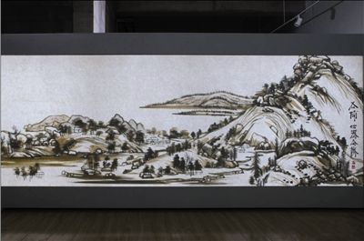 艺术家徐冰以麻丝和纸张等物构成山水画